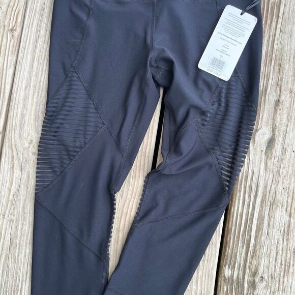 90 Degree by Reflex capri, leggings, black, women's size M - Picture 2 of 8